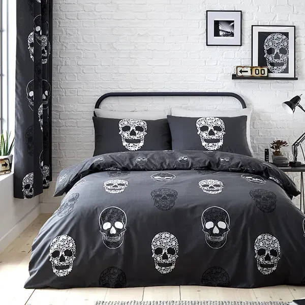 Catherine Lansfield Childrens Skulls Double Duvet Set Grey