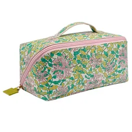 William Morris At Home The Modern Homemaker Beauty Storage Washbag