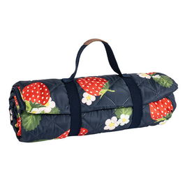 Summerhouse by Navigate Strawberries & Cream Premium Quilted Extra Large 200x140cm Family Picnic Rug