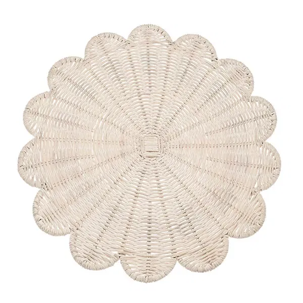 Walton & Co Rattan White Scalloped Placemat