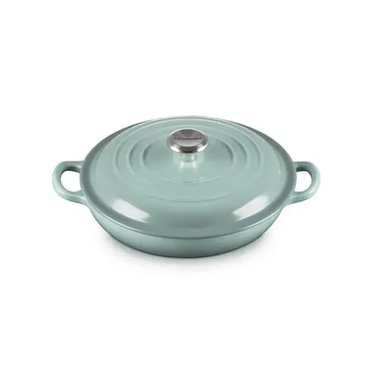 Le Creuset Signature Cast Iron 22cm Shallow Casserole