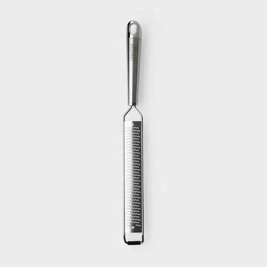 Sabatier Professional Fine Etched Grater with Blade Guard