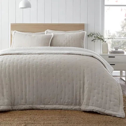 Catherine Lansfield Cosy Nori Sherpa Duvet Set Cream