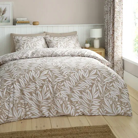 Catherine Lansfield Sorrel Leaf Duvet Set Natural