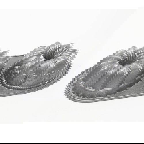 Nordic Ware Bundt Duet Pan