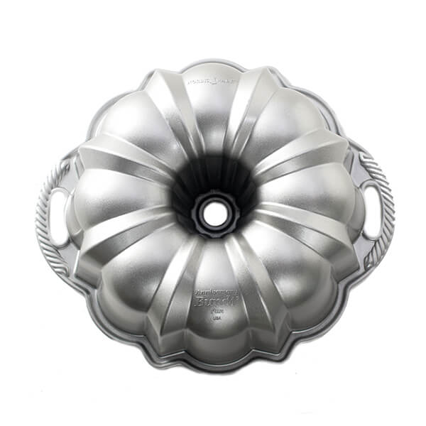 Nordic Ware Anniversary 12 Cup Bundt Tin