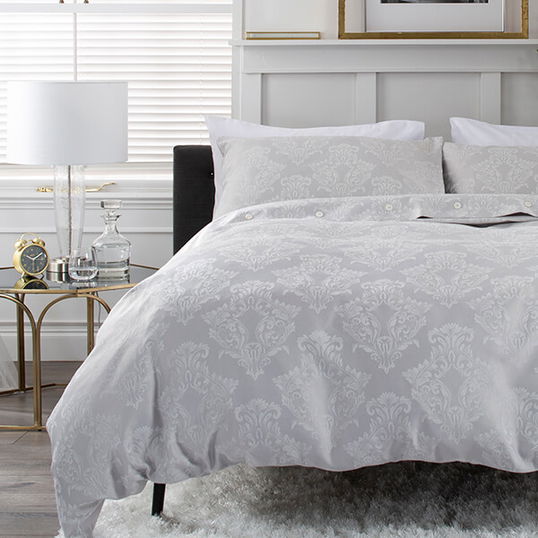 The Lyndon Company Versailles Duvet Set Silver Double