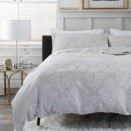 The Lyndon Company Versailles Duvet Set Silver King