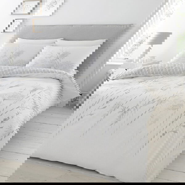 Catherine Lansfield Meadowsweet Floral King Duvet Set White Grey
