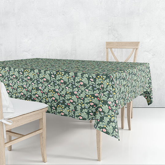 William Morris Leicester 132cm x 178cm Acrylic Tablecloth