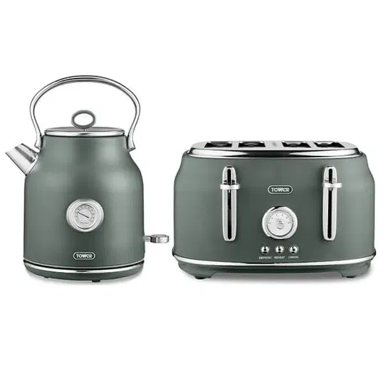 Tower Renaissance Kettle & 4 Slice Toaster Set Forest Green