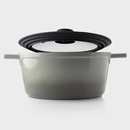 Taylor`s Eye Witness 20-22-24cm Silicone and Glass Medium Universal Pan Lid Black