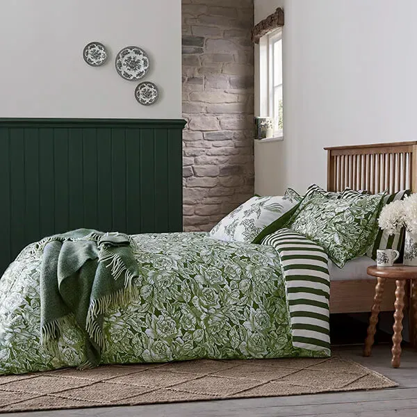 Burleigh For Bedeck Hibiscus Duvet Cover Set Double Green