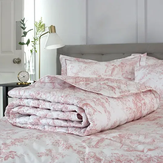 The Lyndon Company Toile De Jouy Bedspread Pink King