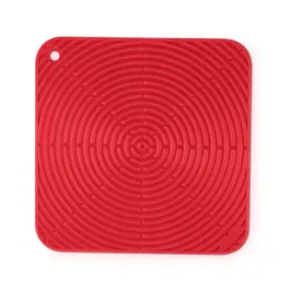 Le Creuset Cerise Cool Tool Counter Protector